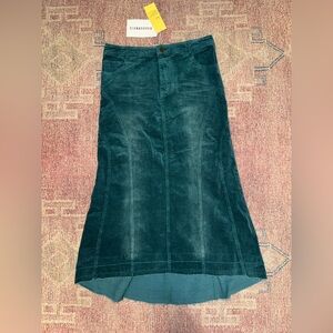 Signature 8 mermaid teal green corduroy maxi skirt NWT sz medium
